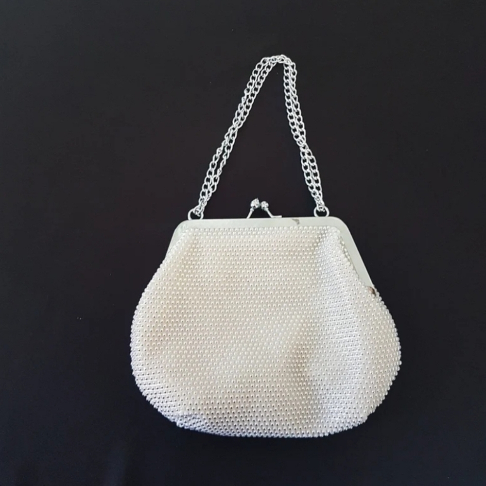 VINTAGE Goldco Hong Kong Silver Beaded Evening Bag Kiss Lock Bridal Wristlet